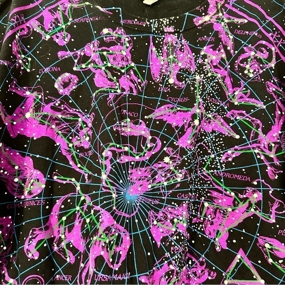 Liquid Blue Vintage Constellation Graphic Tee 1993 - Picture 4 of 5